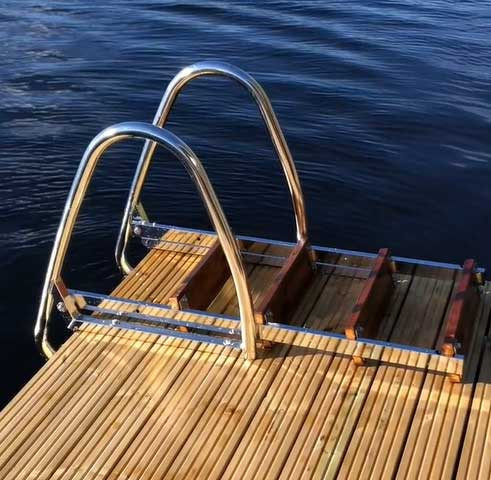 Bryggstege Svall uppf�lld 4-steg